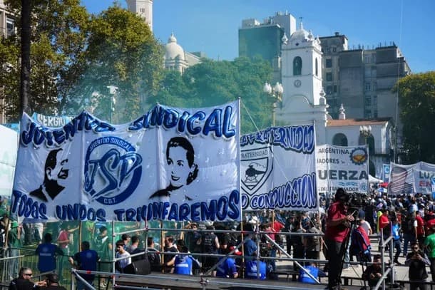 Con críticas al Gobierno, la CGT encabezó el acto del Día del Trabajador