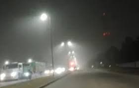 Una densa niebla sorpendió a los santiagueños este miércoles