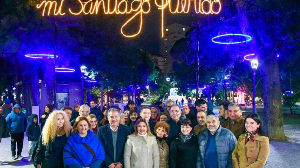 Se encendieron las luces del microcentro por el aniversario de la Madre de Ciudades