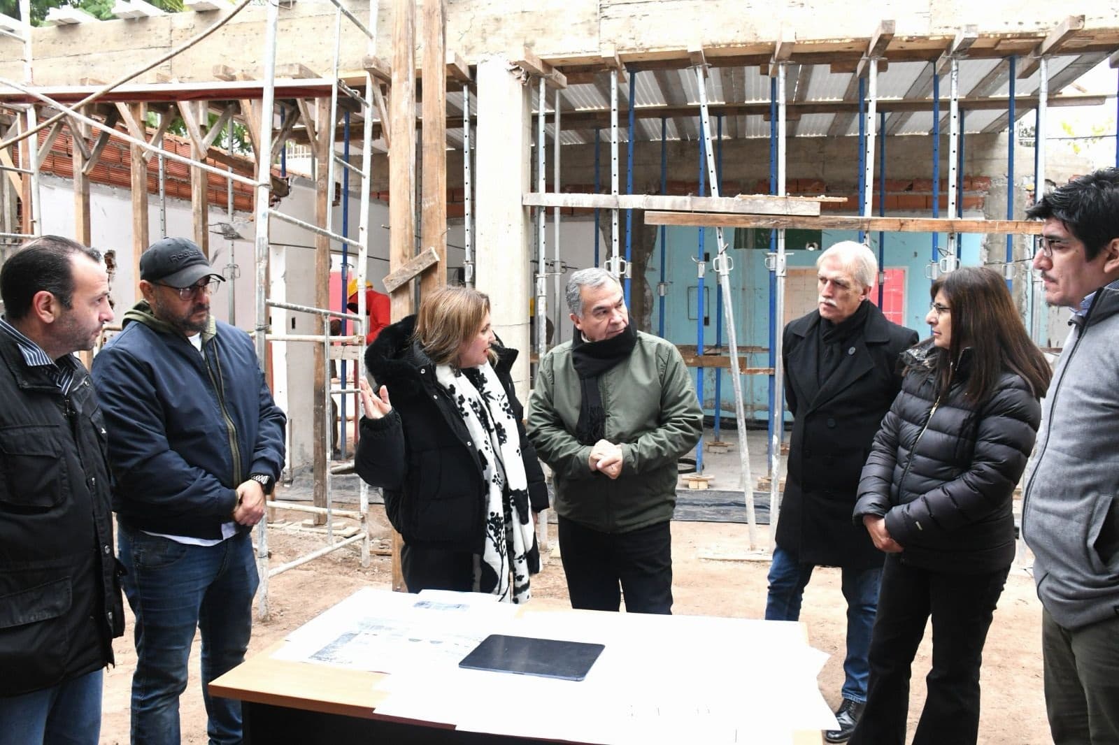 Fuentes y Benavente supervisaron la obra de ampliación del Jardín de Infantes Arco Iris