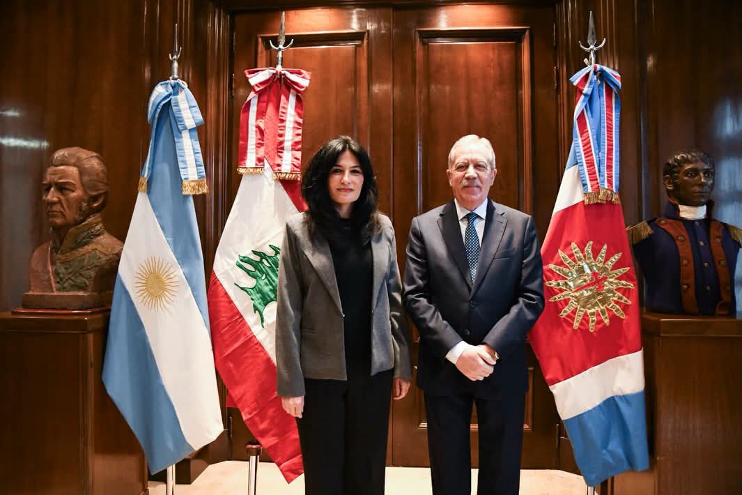 Elías Suárez recibió la visita de la embajadora libanesa Sonia Abou Azar