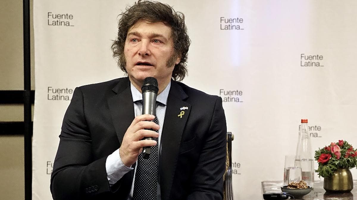 Milei recibe a legisladores en la Casa Rosada: busca una reforma clave en el Banco Central