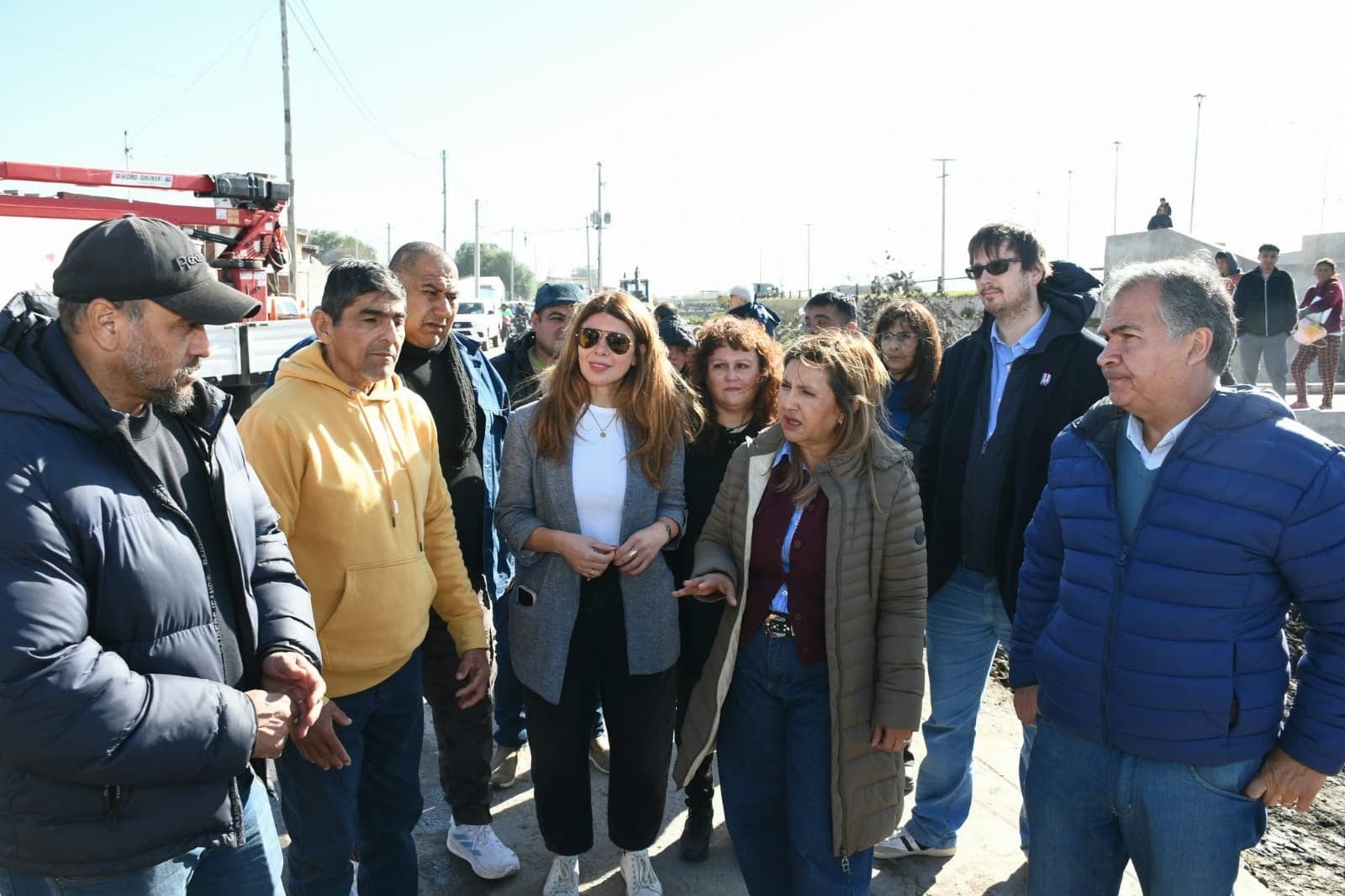 La intendente Fuentes y el secretario Benavente coordinaron trabajos de mejoras en el barrio La Católica