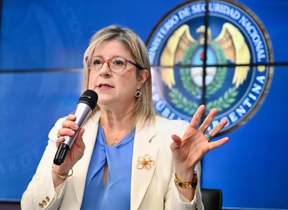 Monteoliva avaló la prohibición de banderas sobre Malvinas para el partido entre Argentina e Inglaterra